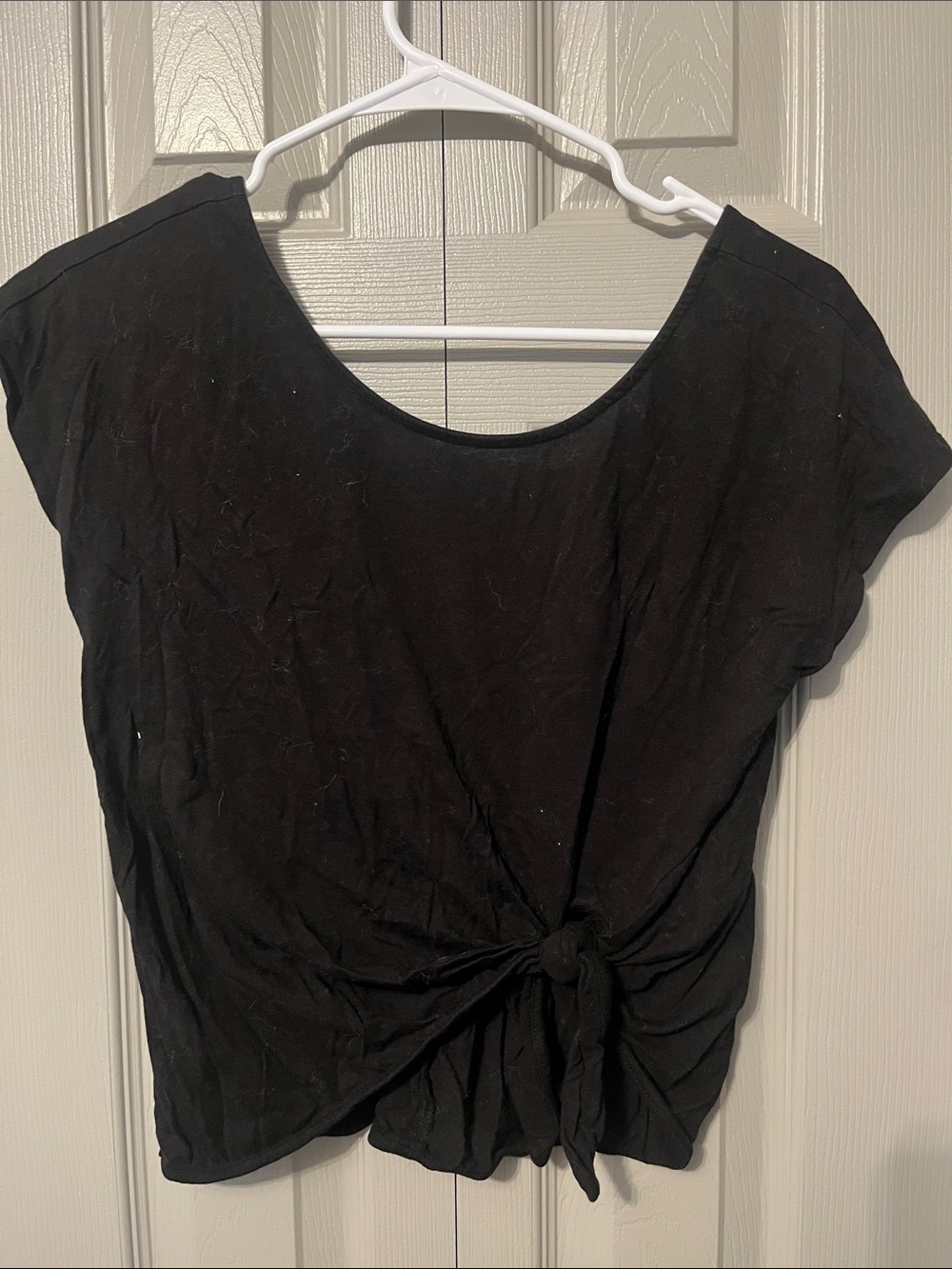 7/$20 Forever 21 Black Knot-Front Crop Top